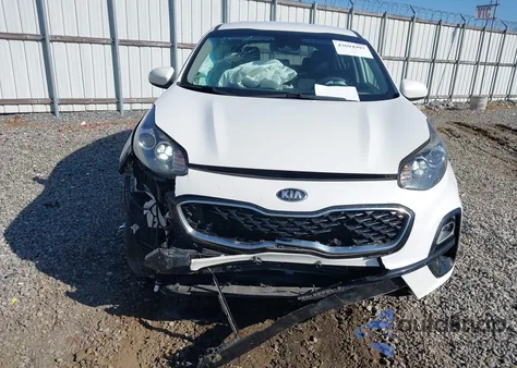 2021 Kia Sportage Lx z USA, uszkodzony, nr VIN KNDPMCACXM7933883